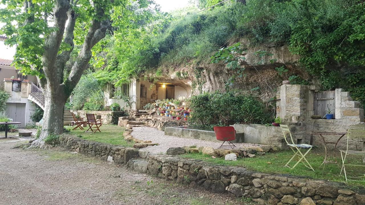 Moulin De Bonfilhon Bed and Breakfast Cornillon-Confoux Εξωτερικό φωτογραφία