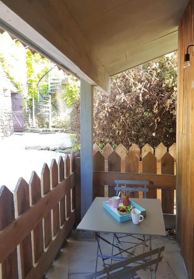 Moulin De Bonfilhon Bed and Breakfast Cornillon-Confoux Εξωτερικό φωτογραφία