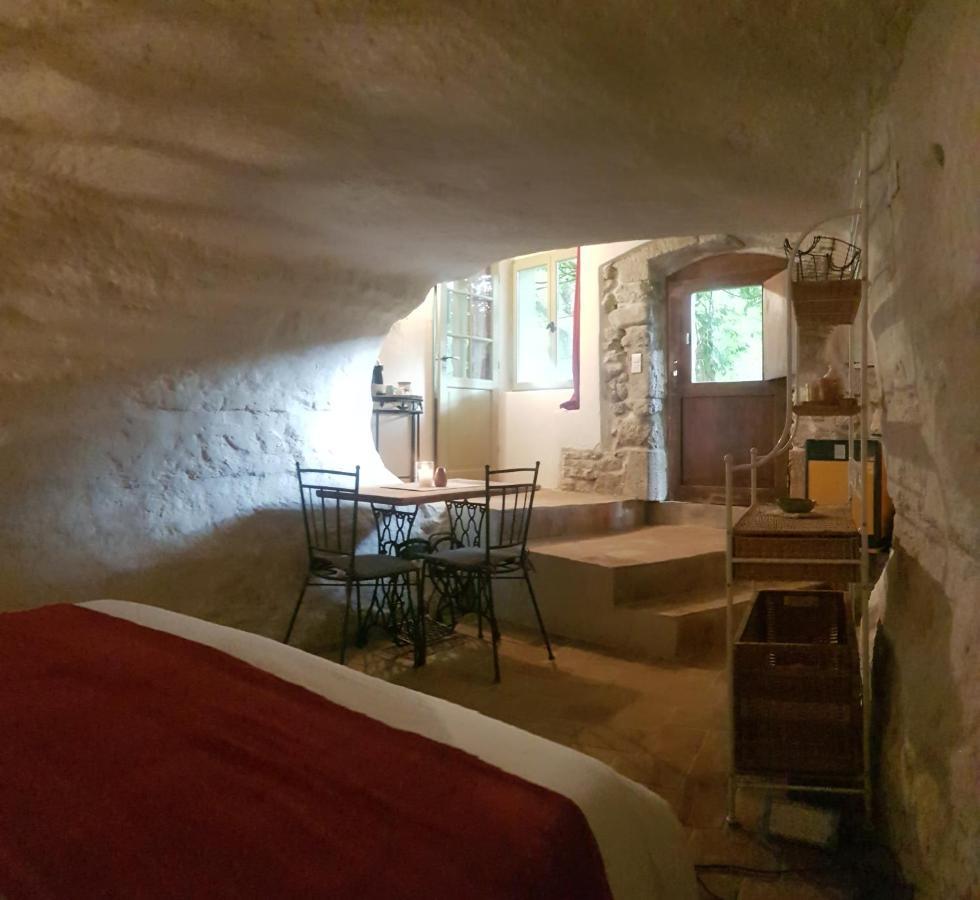 Moulin De Bonfilhon Bed and Breakfast Cornillon-Confoux Εξωτερικό φωτογραφία