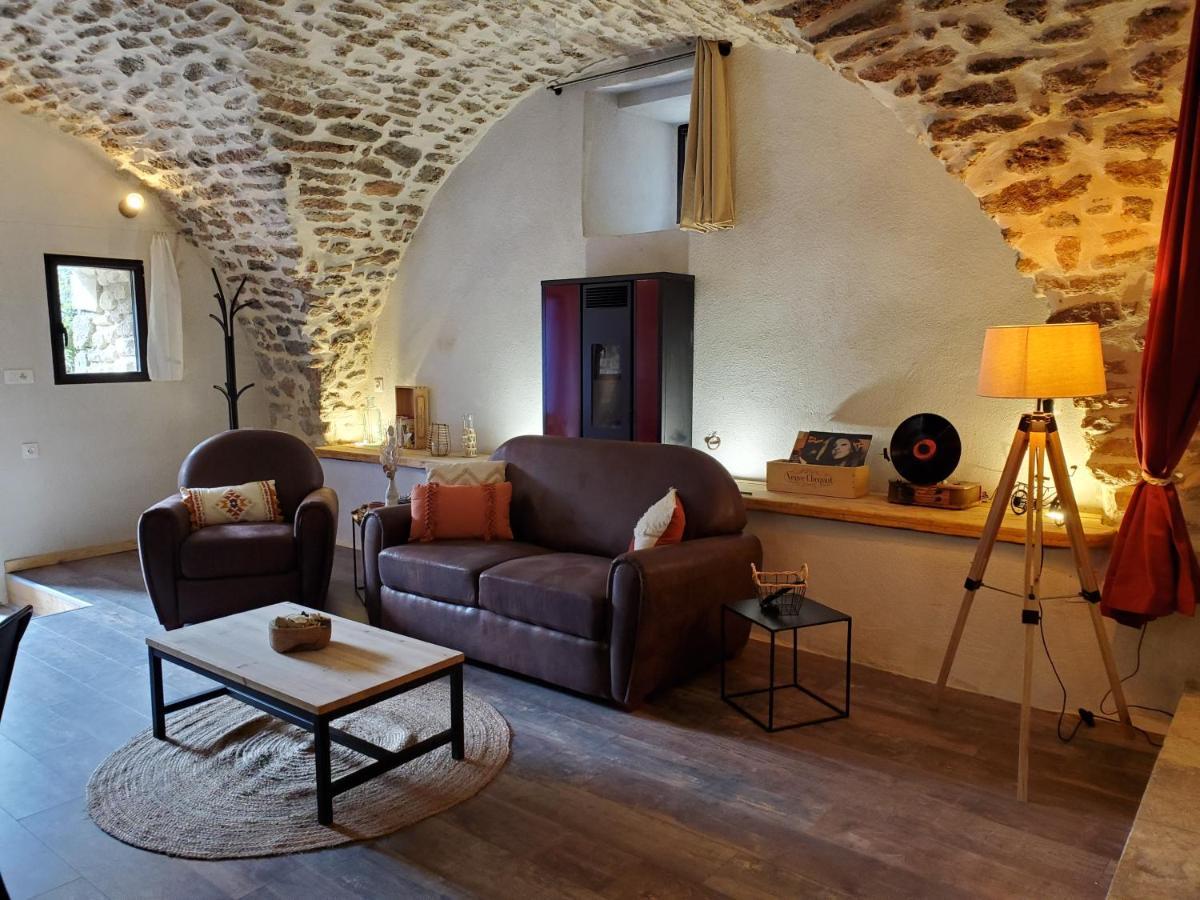 Moulin De Bonfilhon Bed and Breakfast Cornillon-Confoux Εξωτερικό φωτογραφία
