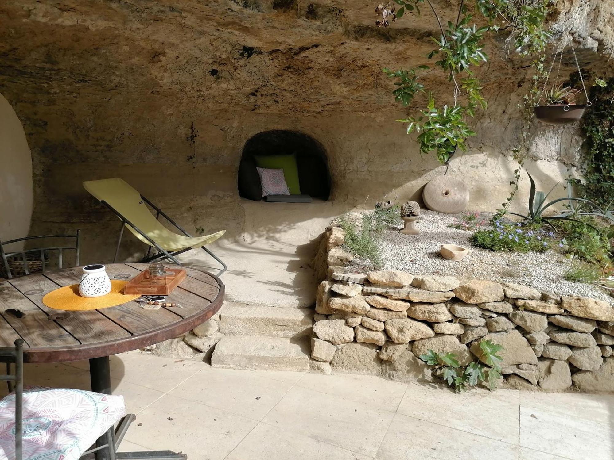Moulin De Bonfilhon Bed and Breakfast Cornillon-Confoux Εξωτερικό φωτογραφία