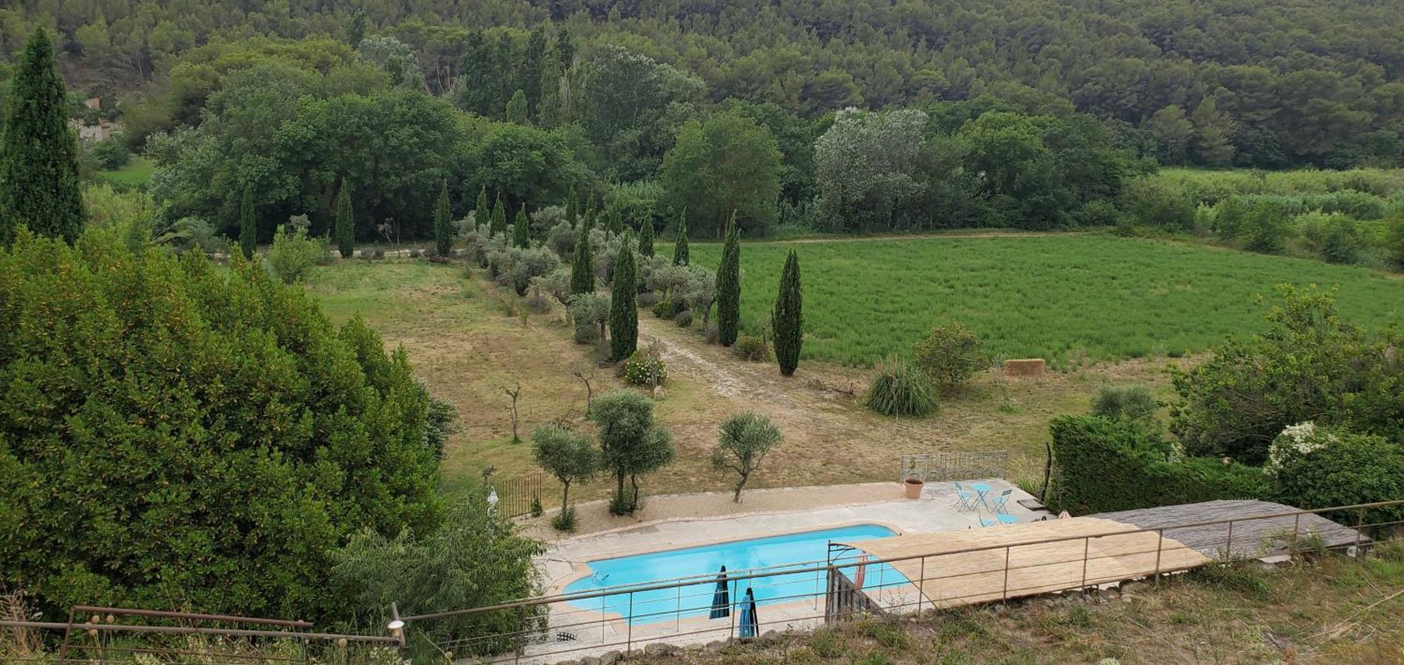 Moulin De Bonfilhon Bed and Breakfast Cornillon-Confoux Εξωτερικό φωτογραφία