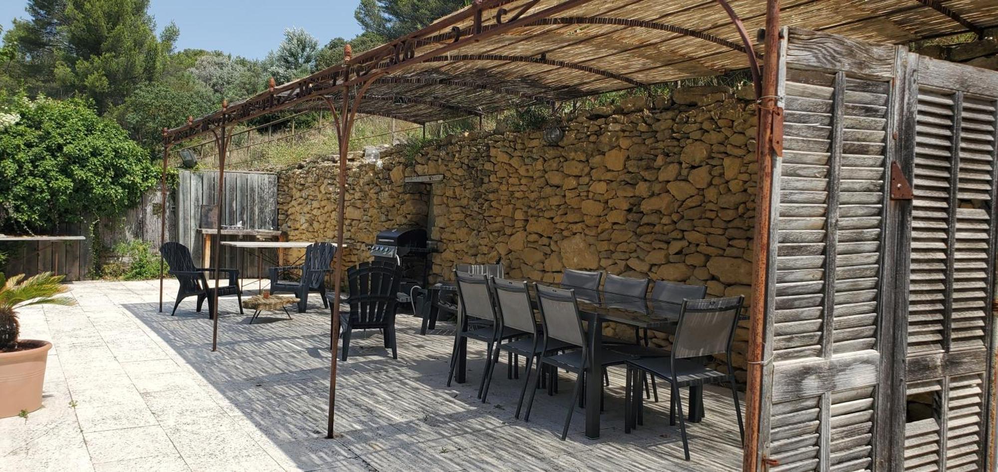 Moulin De Bonfilhon Bed and Breakfast Cornillon-Confoux Εξωτερικό φωτογραφία