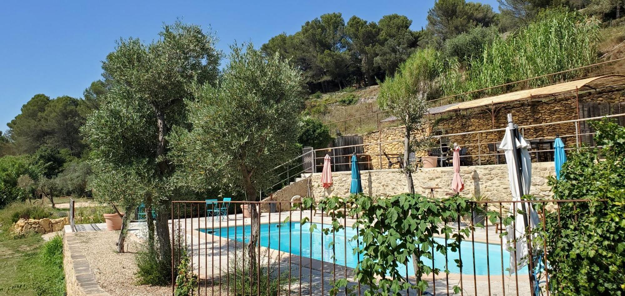 Moulin De Bonfilhon Bed and Breakfast Cornillon-Confoux Εξωτερικό φωτογραφία