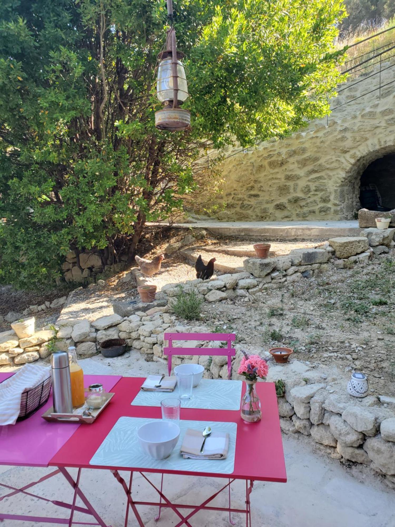 Moulin De Bonfilhon Bed and Breakfast Cornillon-Confoux Εξωτερικό φωτογραφία